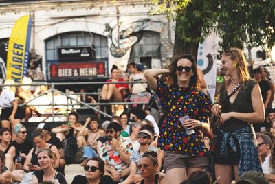 Das „Sisters Festival“ stellen Frauen auf die Beine, auch die Music Acts sind rein weiblich. „Wir bekommen viel Gegenwind“, sagt Organisatorin Karin Tonsern, die sich für mehr Awareness einsetzt. 