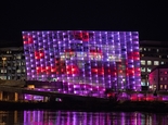 Peace, Lichtinstallation am Ars Electronica Center Linz, 2017

Foto auf Acrylglas, 20 x 20 cm
87/300, signiert und nummeriert

AUSRUFPREIS: 250.-
